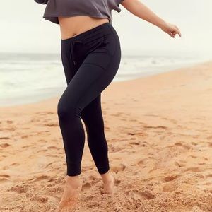 Aerie OFFLINE Warmup Drawcord Legging